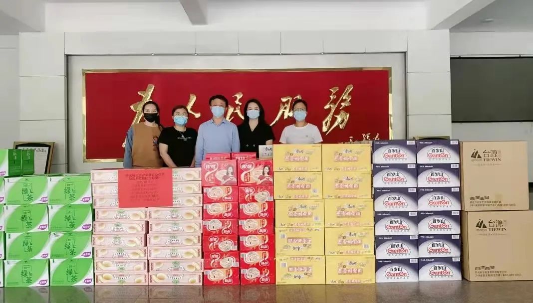 SIGOLED ajuda o trabalho da linha de frente no combate ao COVID-19 em quanzhou
